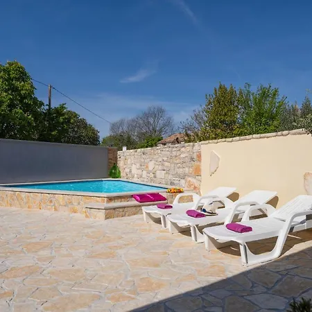 Casa Mia Villa *